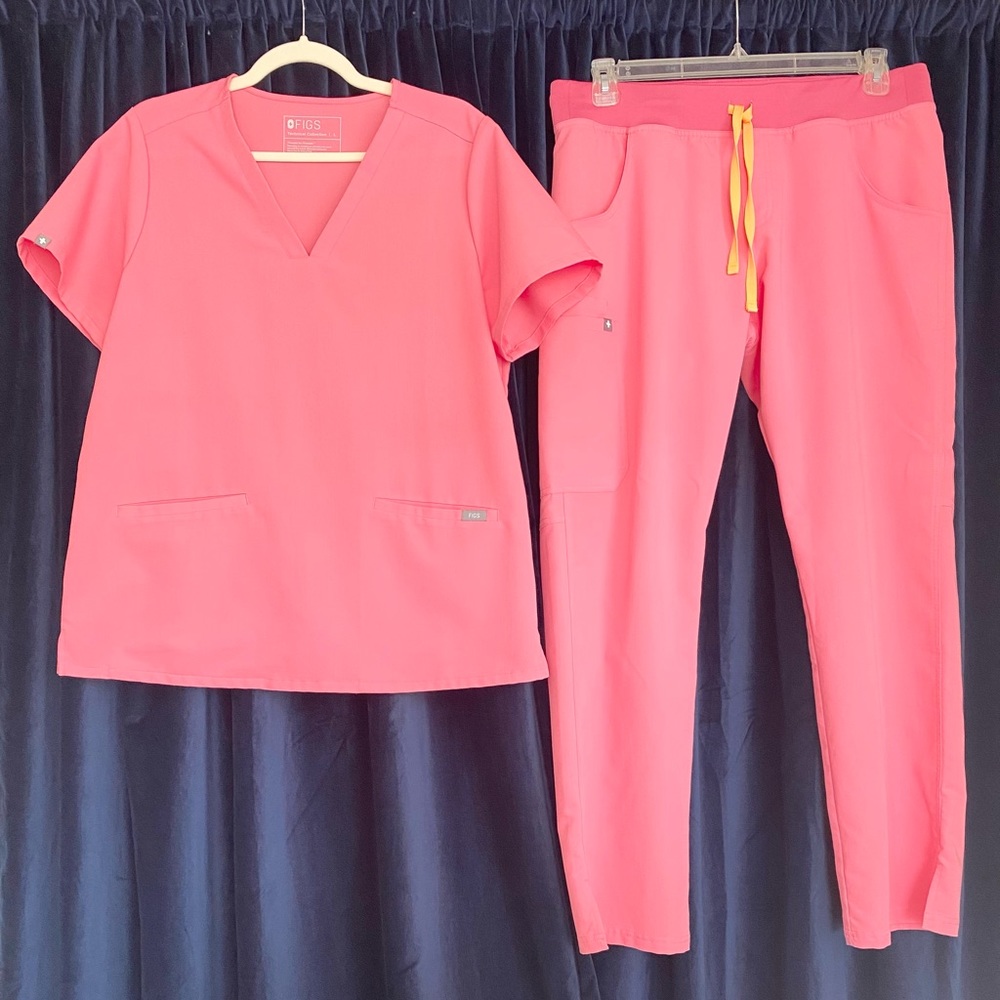 Figs scrubs set